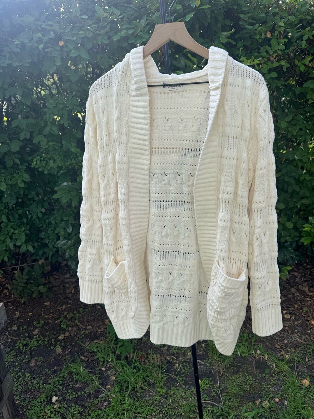 NWT NO BOUNDARIES cream open front cardigan sweater hoodie size L open knit boho